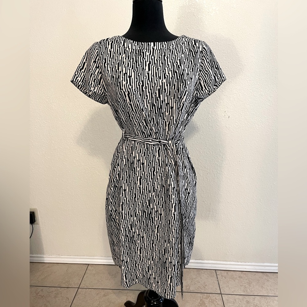 A Pea In The Pod maternity dress, size S